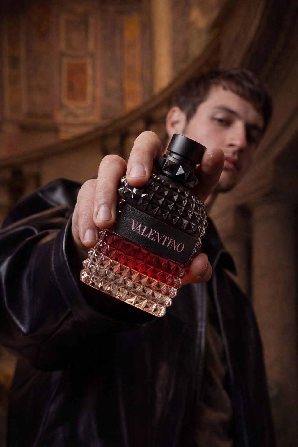 Valentino Born in Roma Intense Uomo 100ML – Elegancia intensa que deja huella